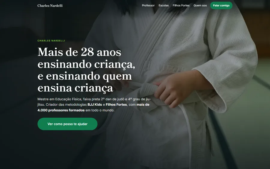 Página inicial do site Charles Nardelli